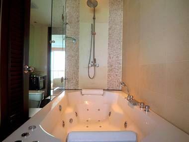 Jacuzzi Jacuzzi
